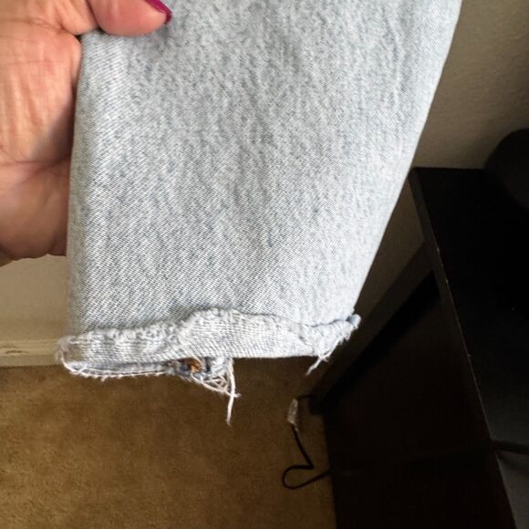 ZARA Light Wash High-Waisted Straight Jeans — Raw Hem, Button Fly (Size 4) - Picture 5 of 6